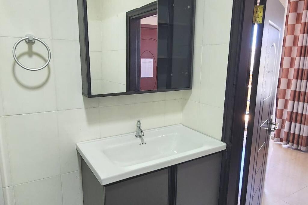Number 9, 2Nd Floor,Pebble Bay Appartments 그란데 바이예 외부 사진